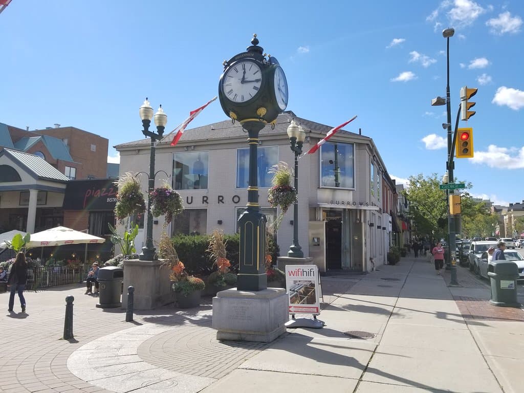 Downtown Oakville Towne Square