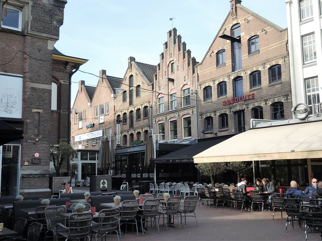 mooi zicht op de Korenmarkt