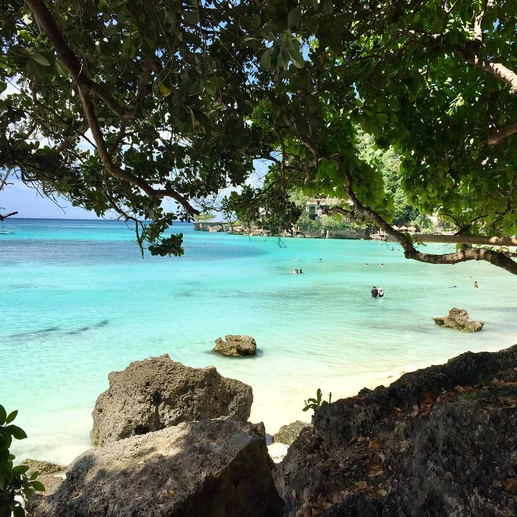 Diniwid Beach's Pristine Sands