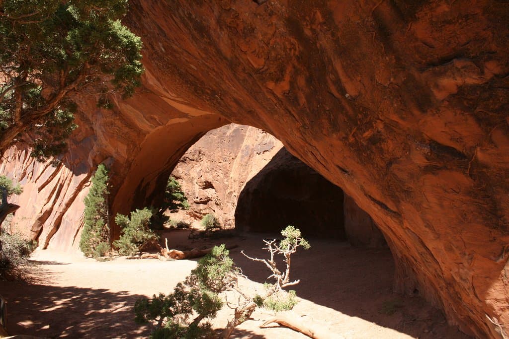 Navajo Arch from the front