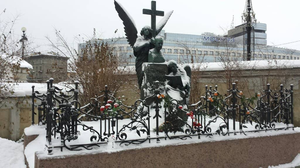 Fyodor Dostoevsky's Grave