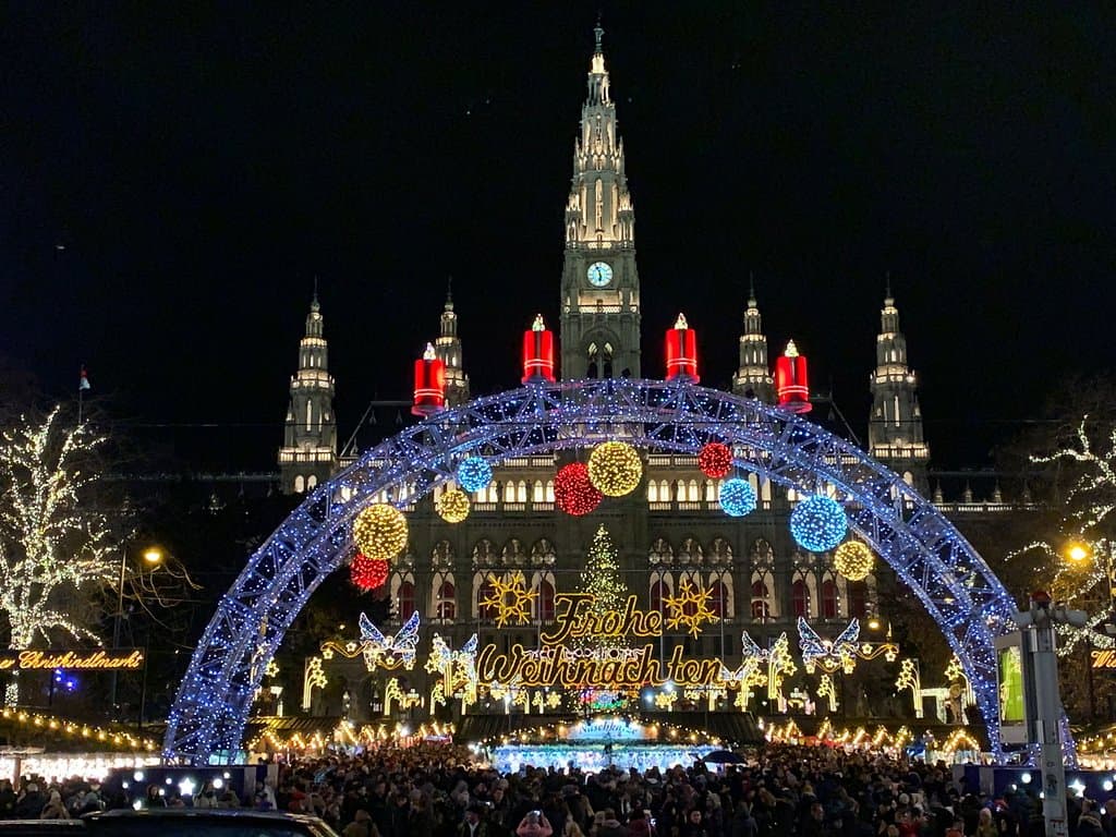 Vienna Christmas market at Rathausplatz