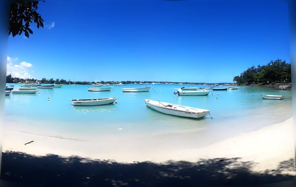 Grand Baie Beach