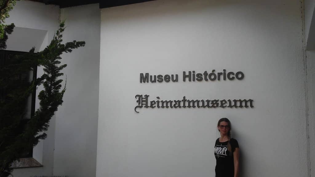 Bilingual Library
