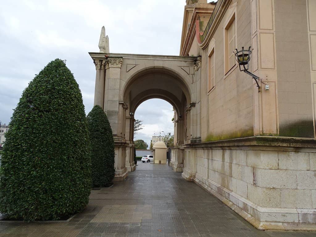 Railway Themed Elements