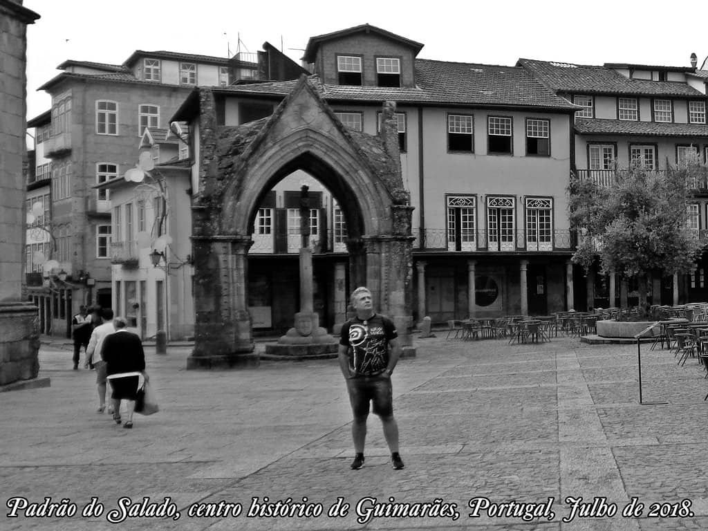Largo da Oliveira Square