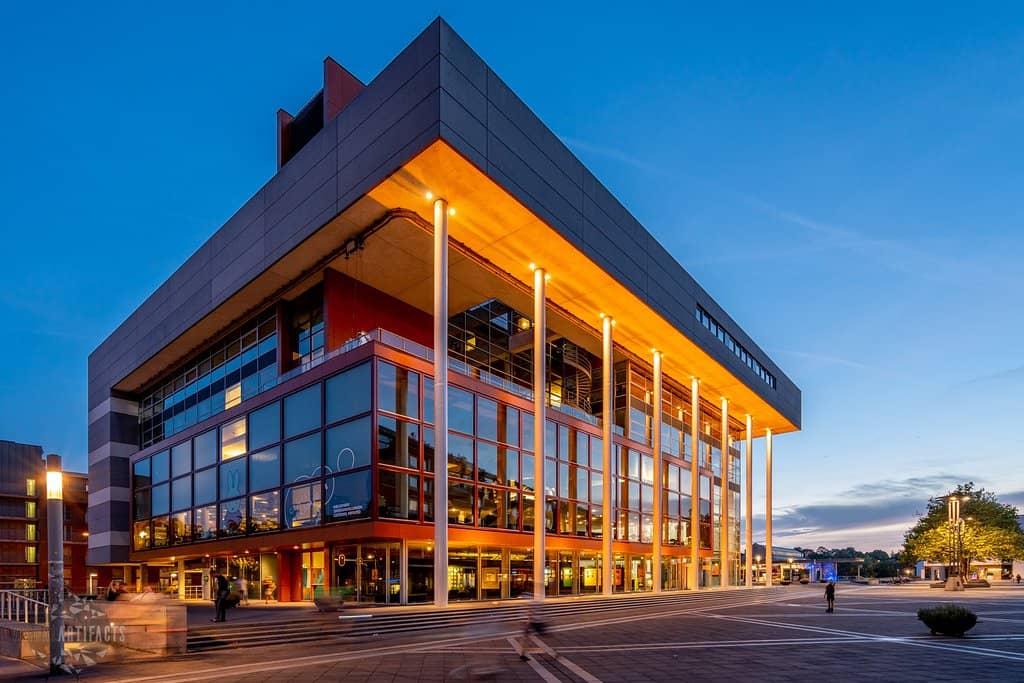Modern Library Spaces
