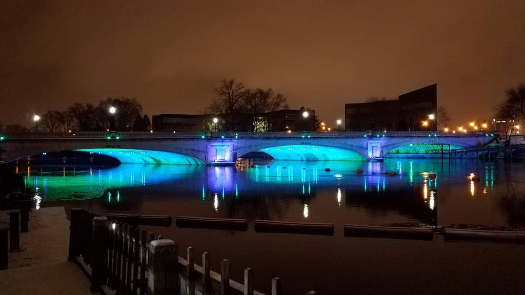 Interactive Light Displays