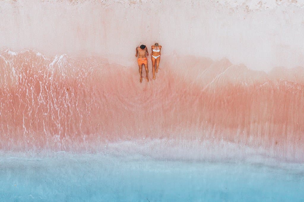 Pink Beach dans le Komodo National Park, une des plus belles plages d'Indonésie <3