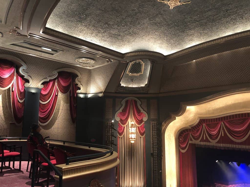 Broadway Tours