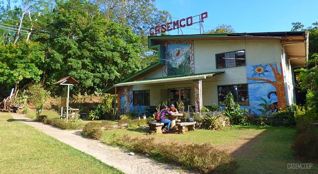 CASEMCOOP: Local Women Artisan's Souvenir Shop and Restaurant