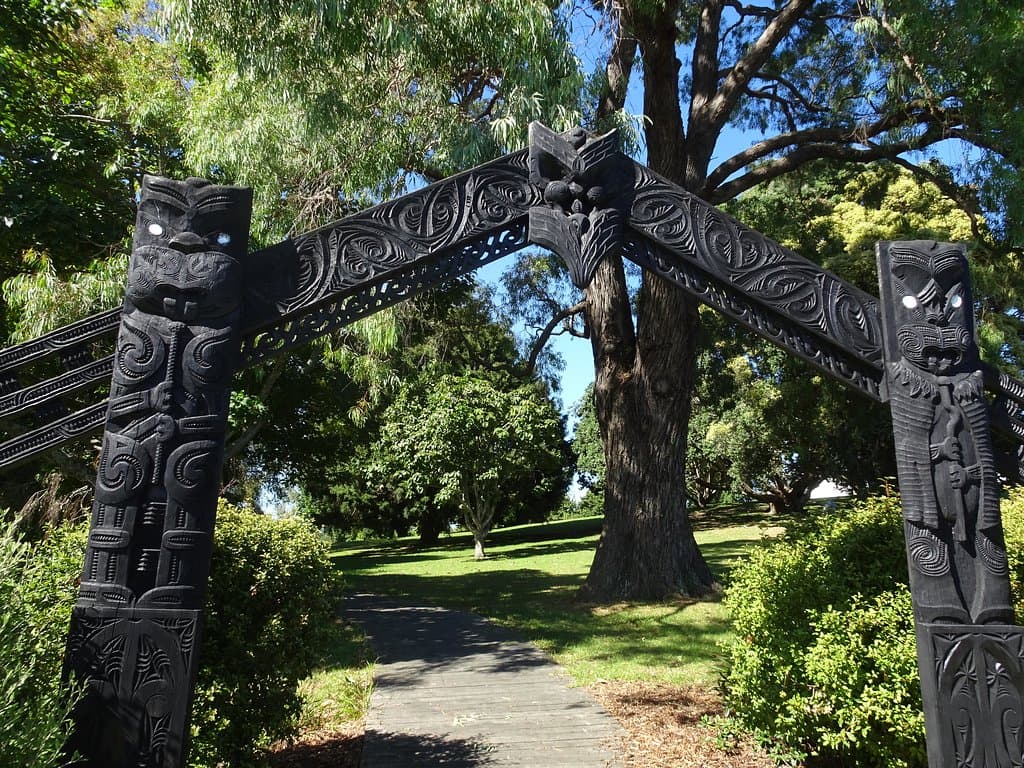 The "tomokanga" gateway (to maybe a better future?)
