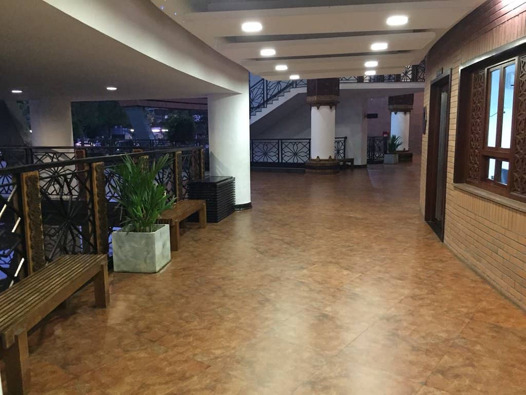 Outdoor Performance Ambiance