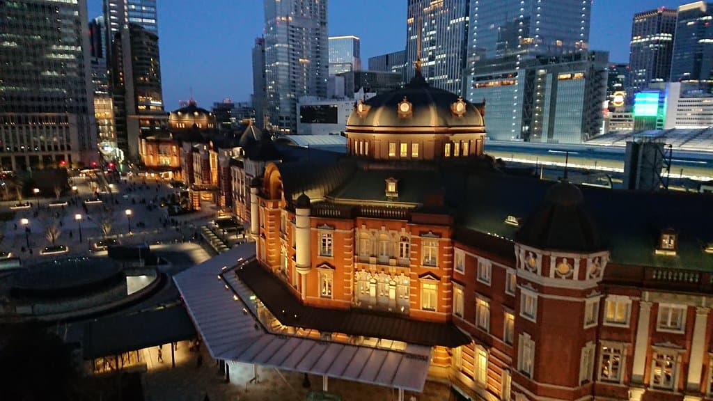 KITTEの屋上から