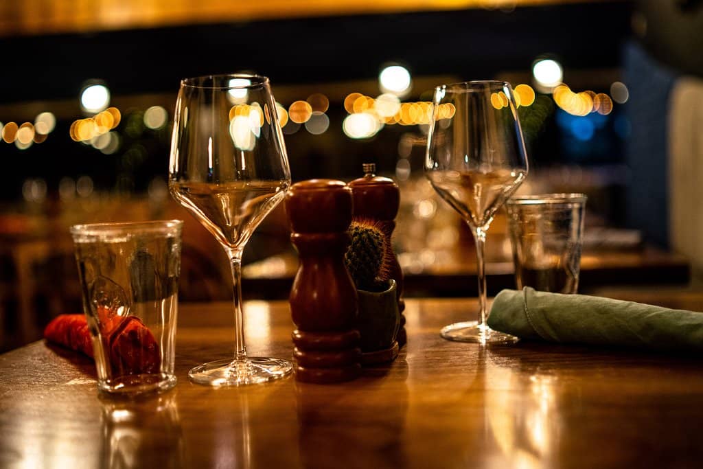 Cozy Rustic-Chic Ambiance