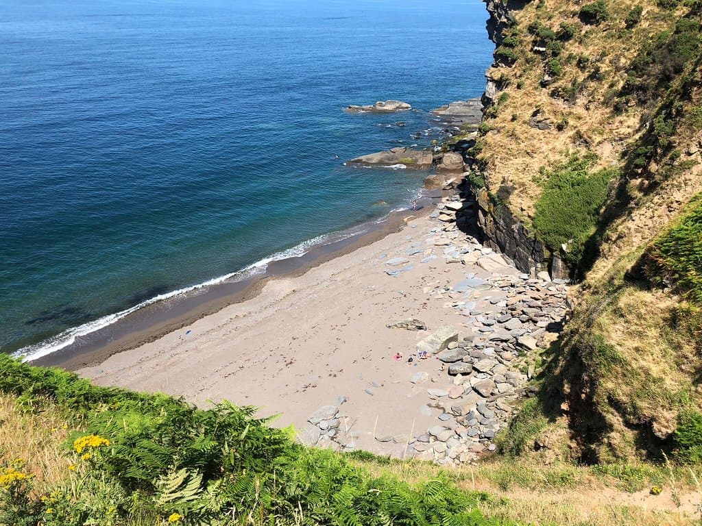 Wringcliff Beach is Lynton’s secret wild beach hidden beneath the towering Castle Rock in the Valley of Rocks. It’s not an easy walk down as the path is rather steep, but it’s a lovely place to escape. As it is a wild beach there are no facilities or lifeguards, so care must be taken. There are many huge rocks which are brilliant for exploring and a small patch of coarse sand.