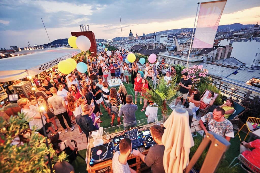 Creative Cocktails & Bites