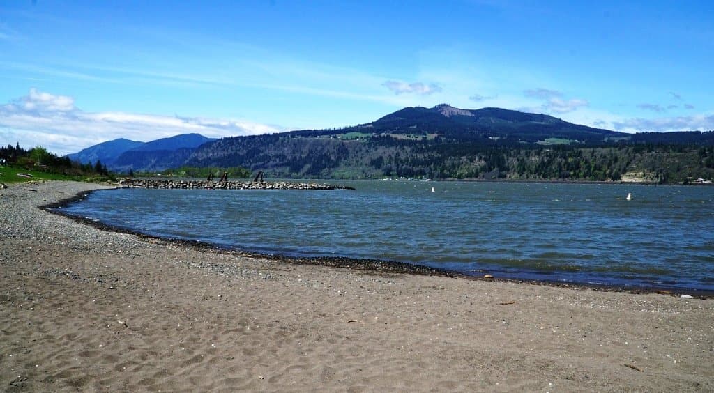 Nice view on Columbia river