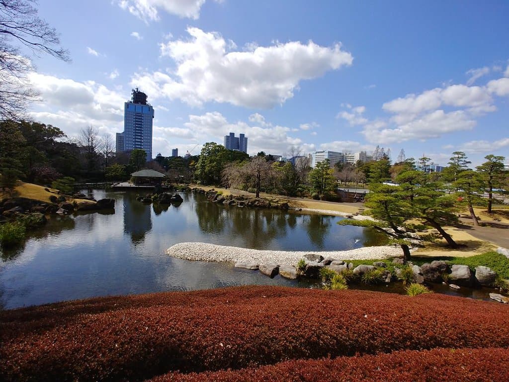 Sumpu Castle Park brings you back in time.