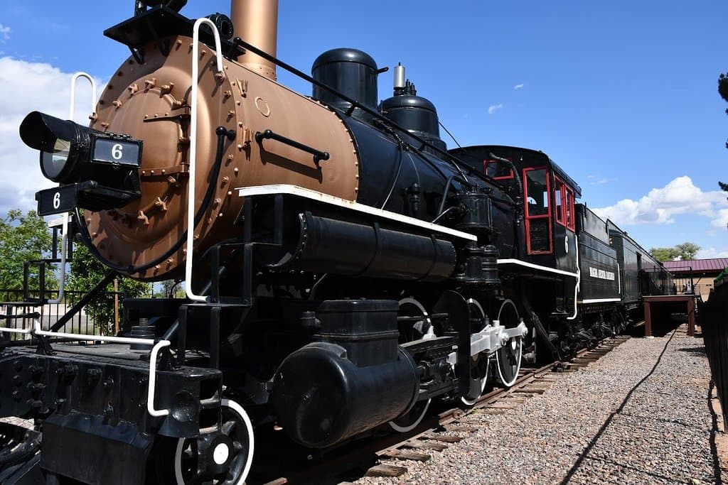 Static display of train