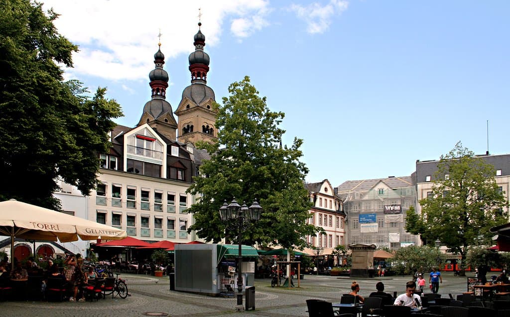 Vue générale de la Munzplatz