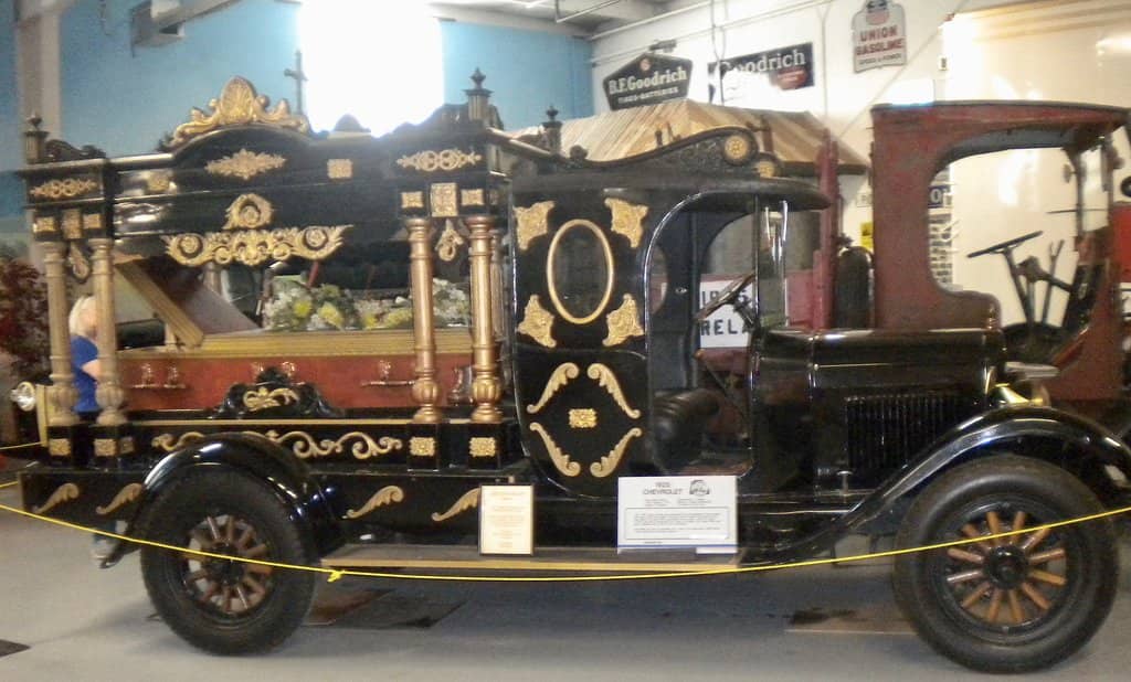 Train & Trolley Rides