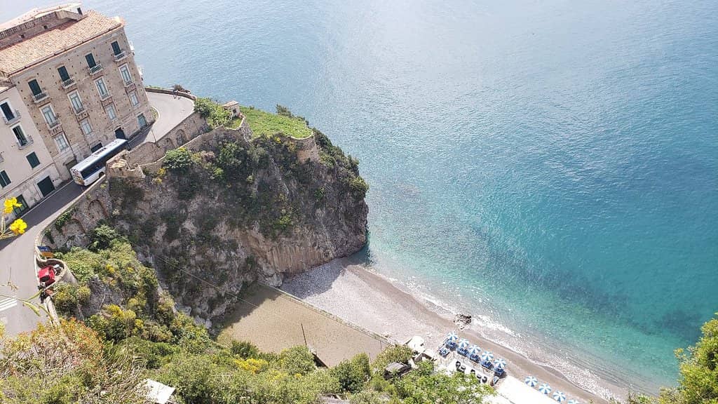 Tunnel Access from Amalfi