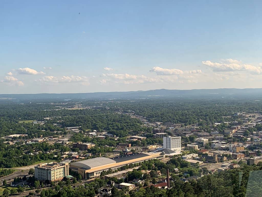 Panoramic Mountain Views