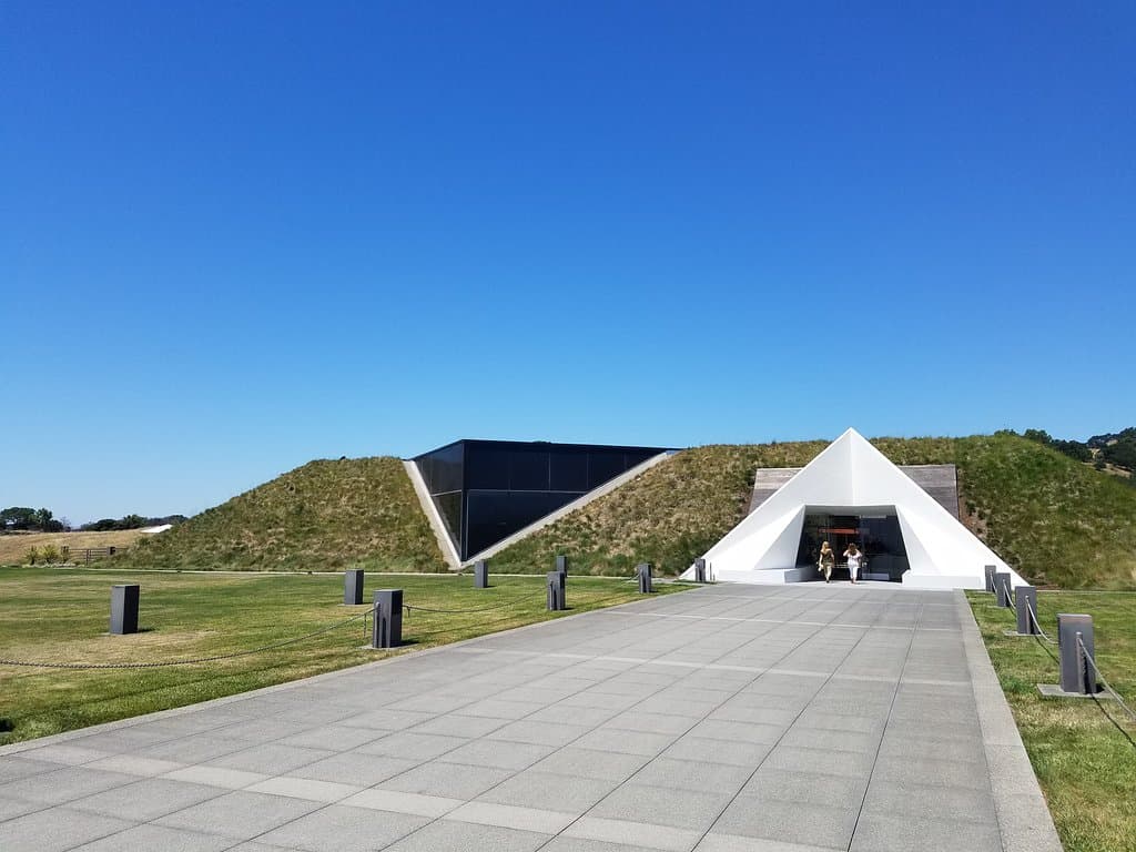 Artesa main entrance up the steps