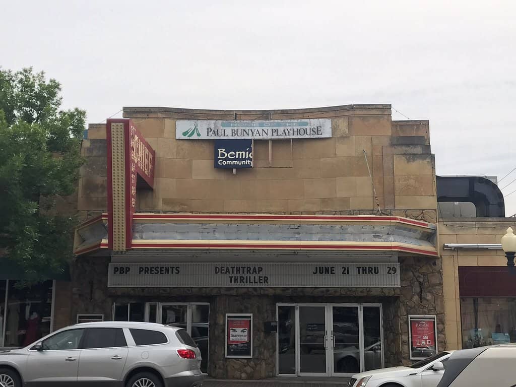 Family-Friendly & Off-Season Shows