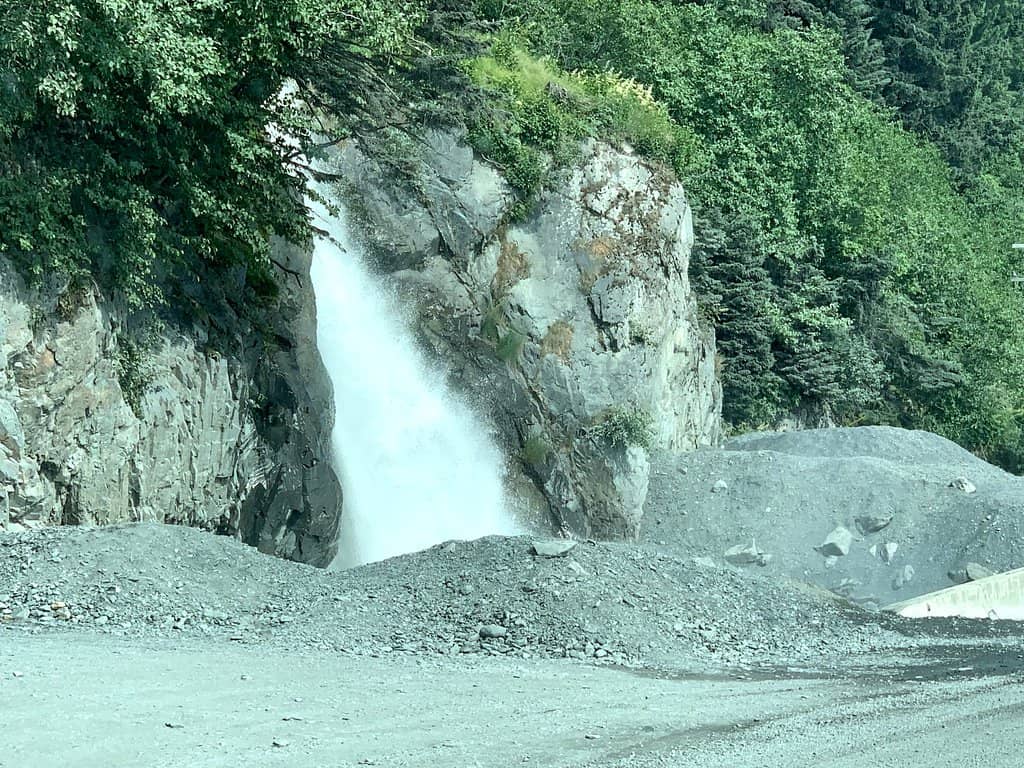 Mini Falls Trail