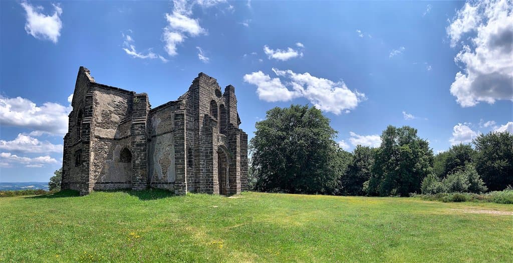 Siège d'une activité humaine depuis la préhistoire, ce site offre une vue superbe sur le limousin