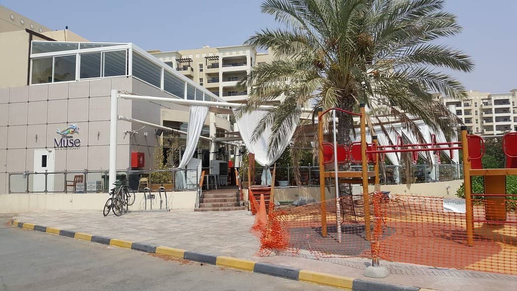 Okanagan Lake Cruising