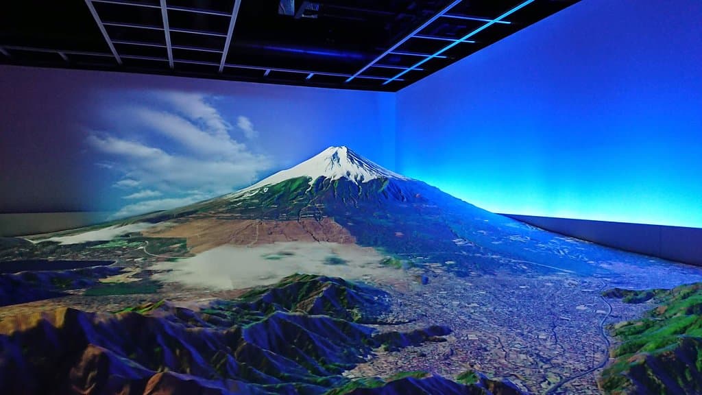 お金がかかってそうなプロジェクションマッピング