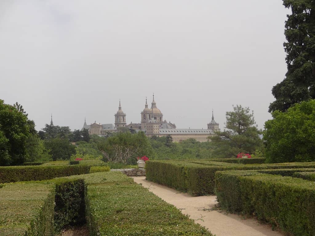 Royal Crypt Views