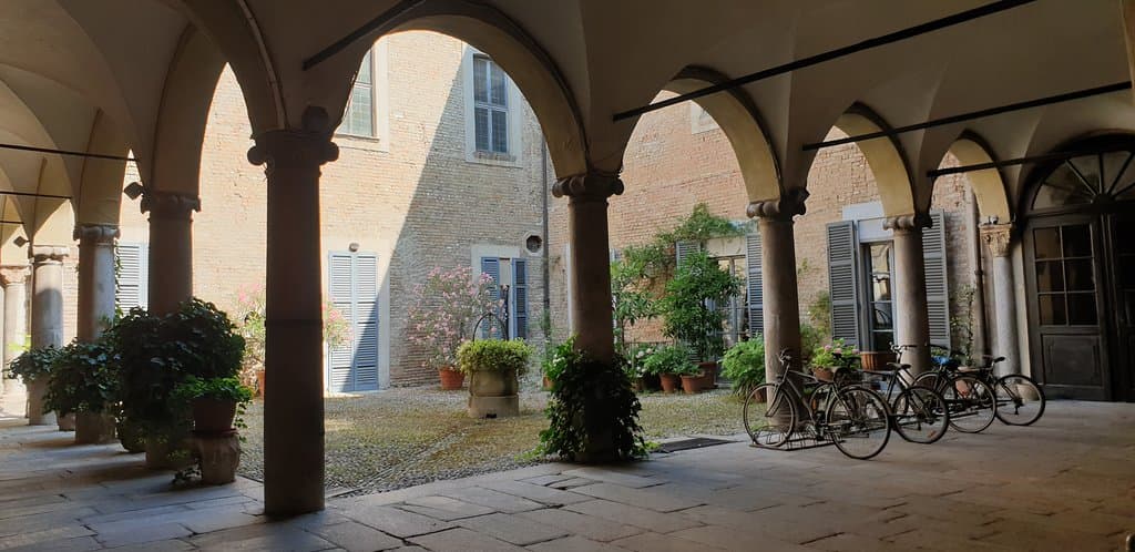 Claustro