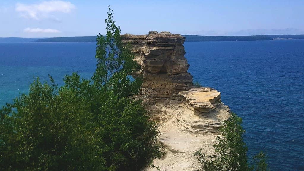 Miners Castle Overlook