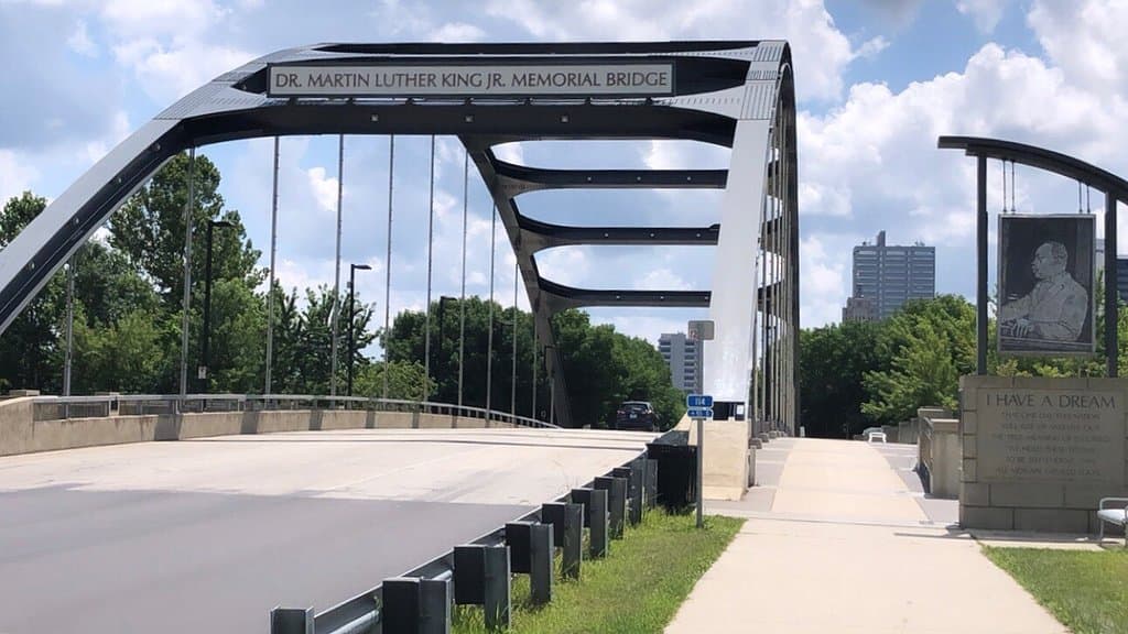 Martin Luther King Jr. Memorial Bridge
