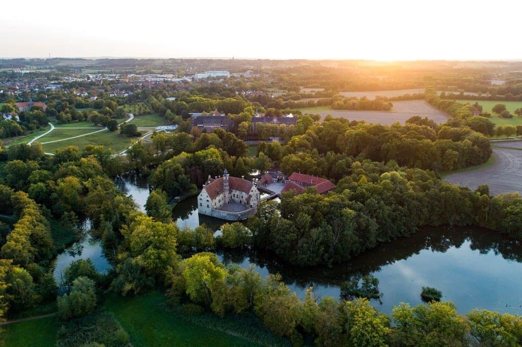 Die Burg Vischering von oben
c. NRW Tourismus