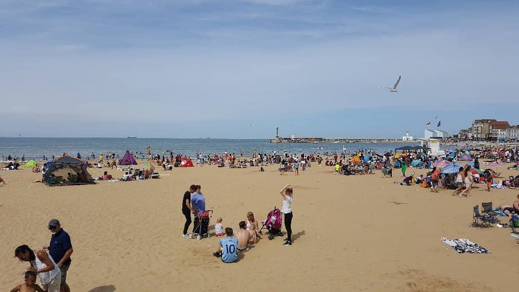 Promenade & Amusements