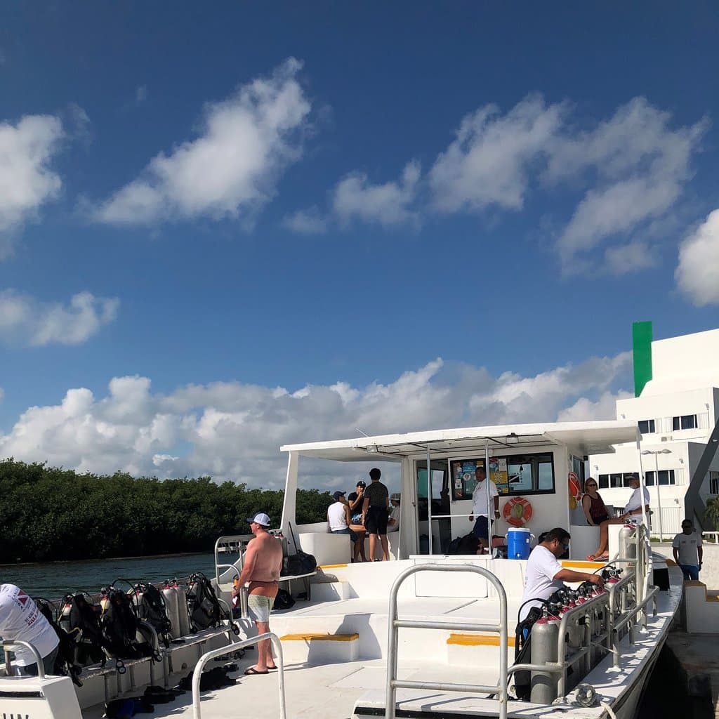 Getting ready to dive on SCUBA III