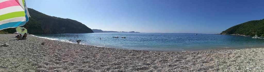 Rocky Caves & Secluded Spots