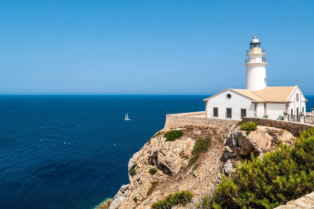 Amazing lighthouse in Faro.