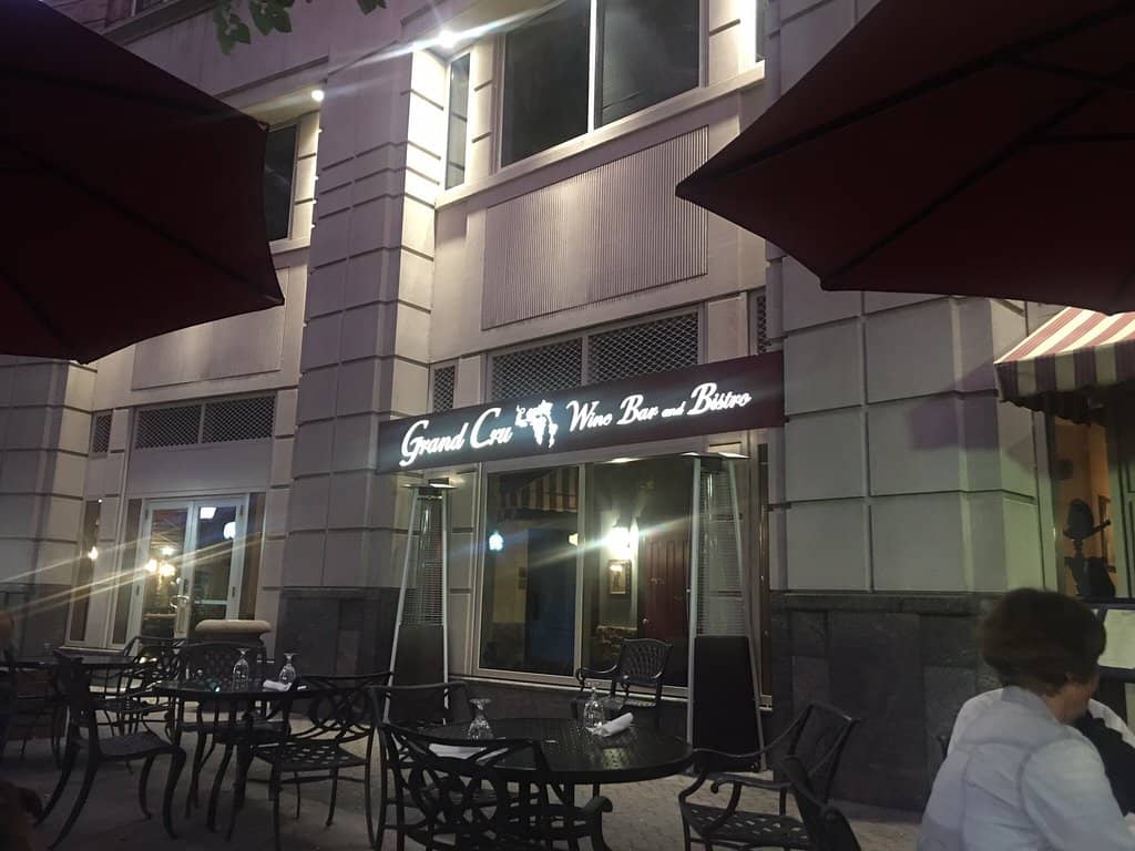 Charming Outdoor Dining