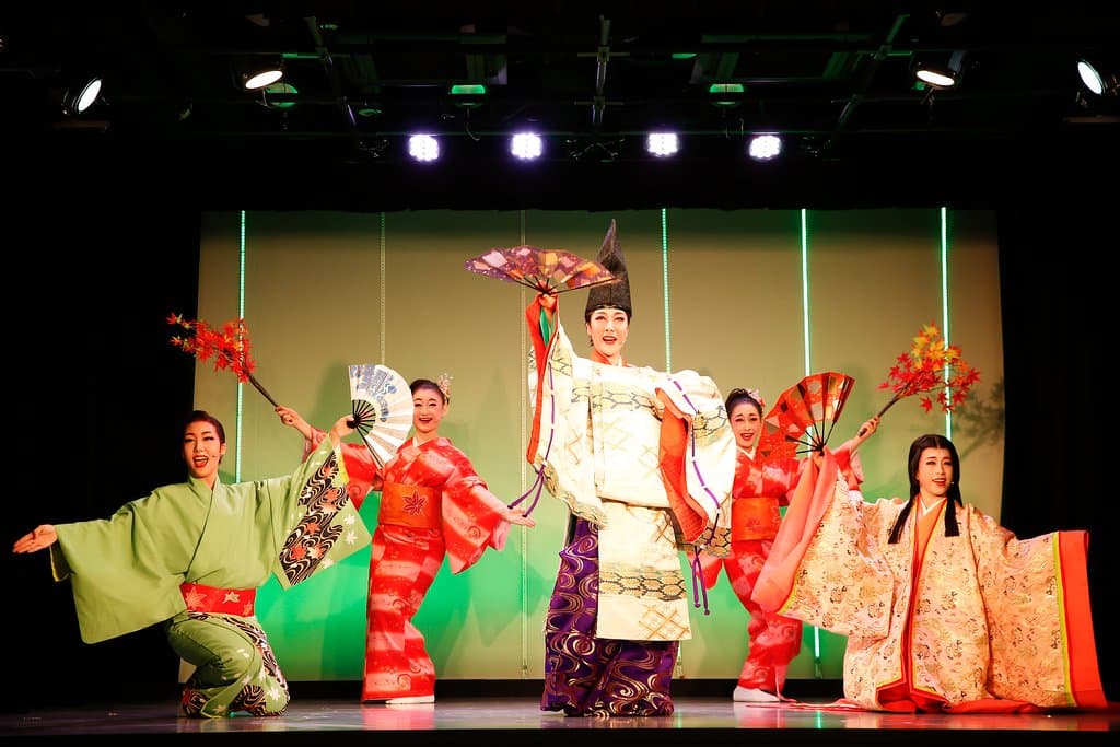 REVUE JAPAN stage photo