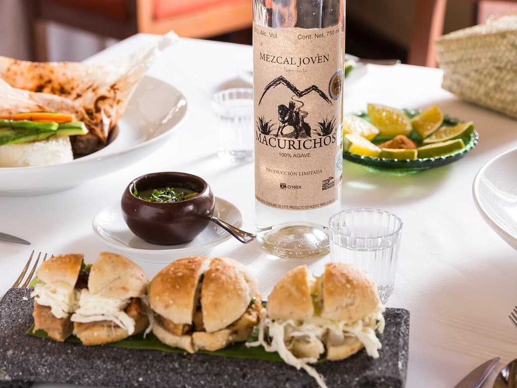 Trilogía de Cemitas