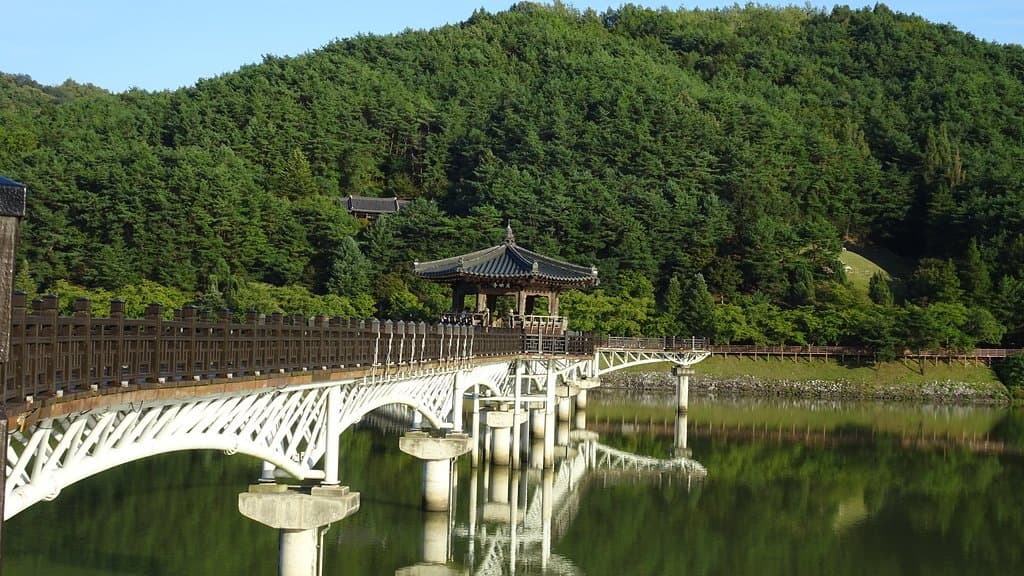 Woryeonggyo Bridge
