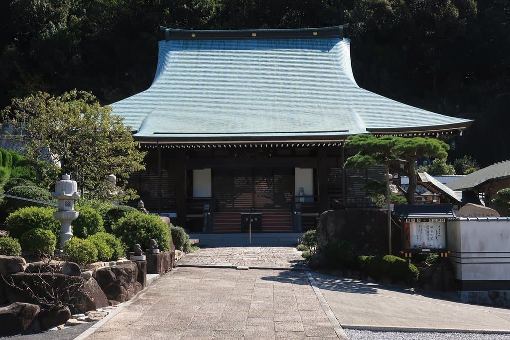 落ち着いた本堂