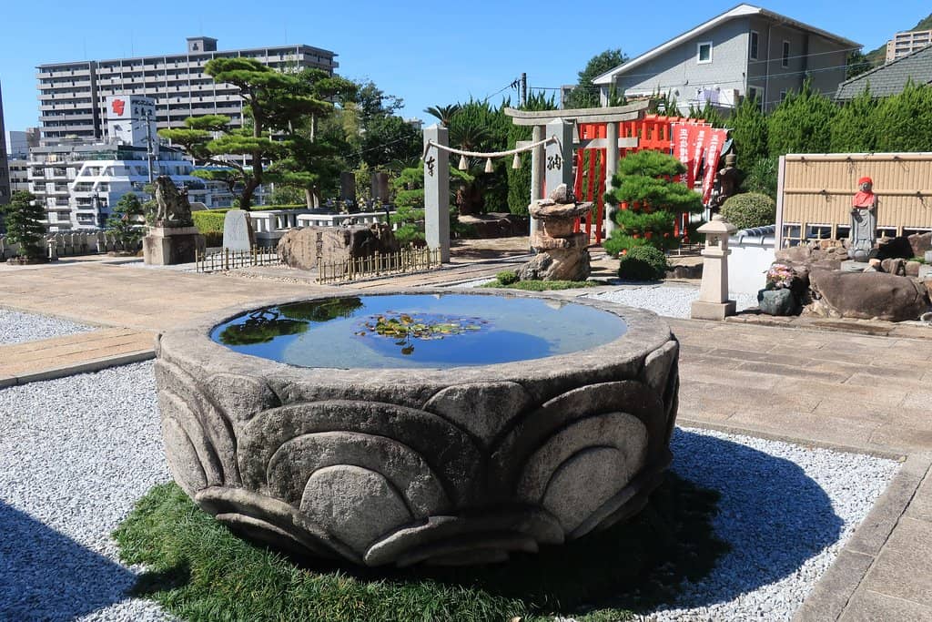 Panoramic City & Sea Views