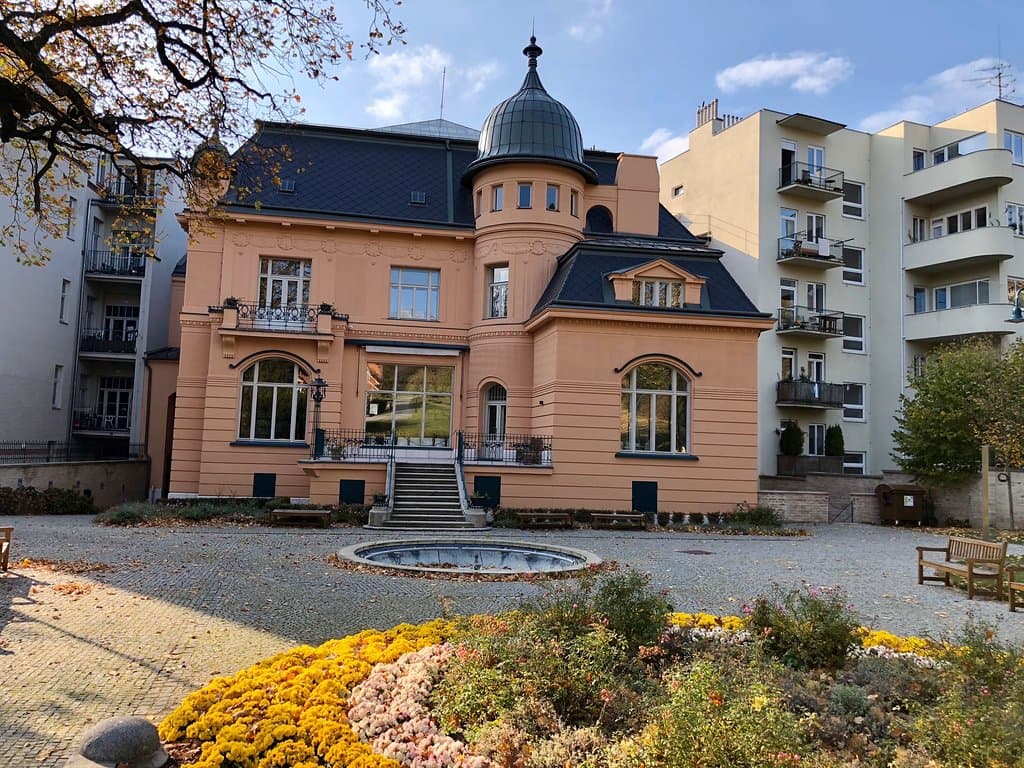 Villa Löw-Beer